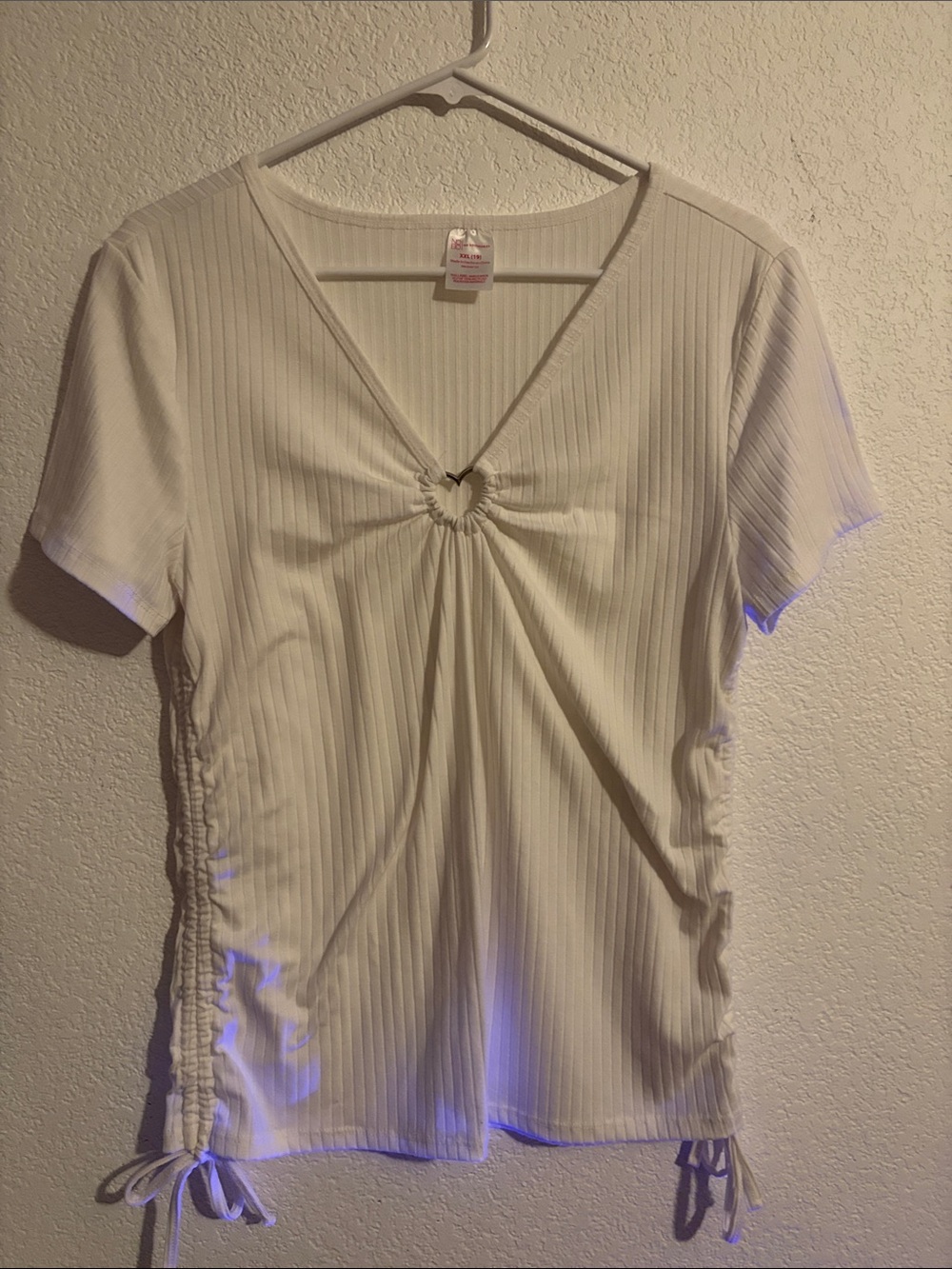 Women's white Ribbed V-Neck Top with Drawstring Detail